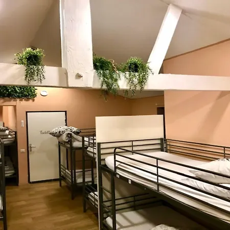 Trendy Hostel Ιβρύ-συρ-Σεν