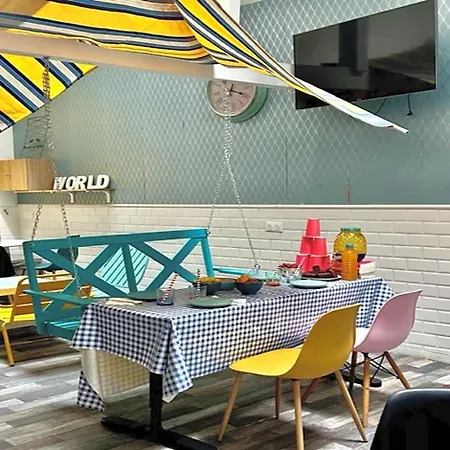 Hostel Trendy Ιβρύ-συρ-Σεν