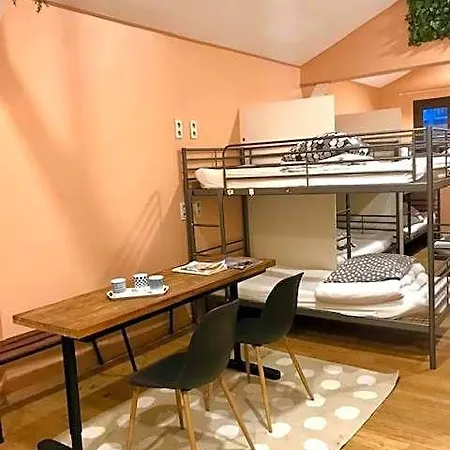 Hostel Trendy Ιβρύ-συρ-Σεν